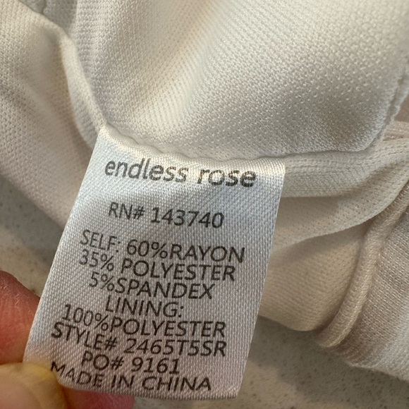 Endless Rose Women’s White Bralette Crop Top Size M back zipper stretch - Picture 3 of 7